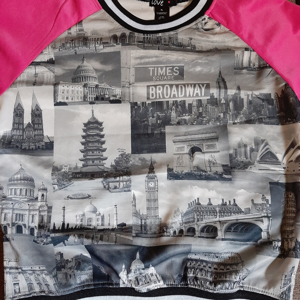 Pullover top